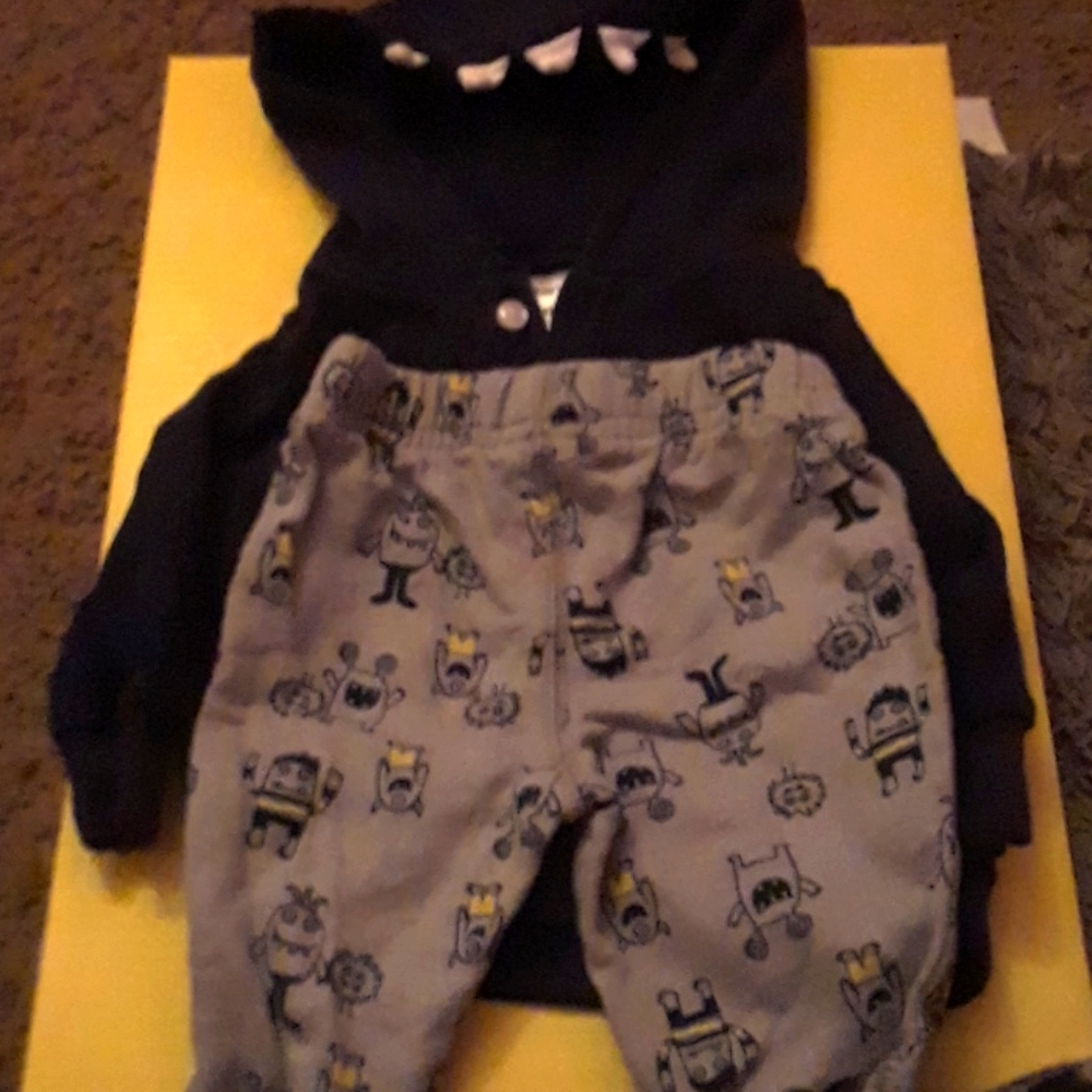 Baby clothes